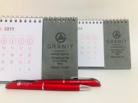 Настольный календарь с логотипом для компании "Гранит"