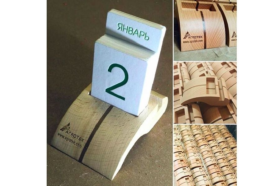 Вечный календарь настольный для компании «Агротек»